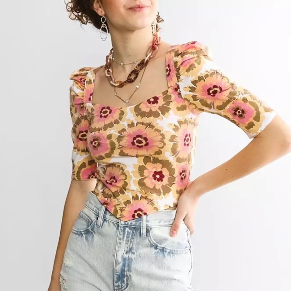 Free People ‘Give Me More’ Top Size: XSmall Color Way: Ivory Combo Cap Sleeves